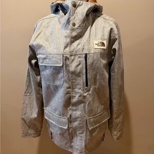 The North Face 2017 Men’s Cuchillo Parka, Light Gray with Tan Sherpa Lining